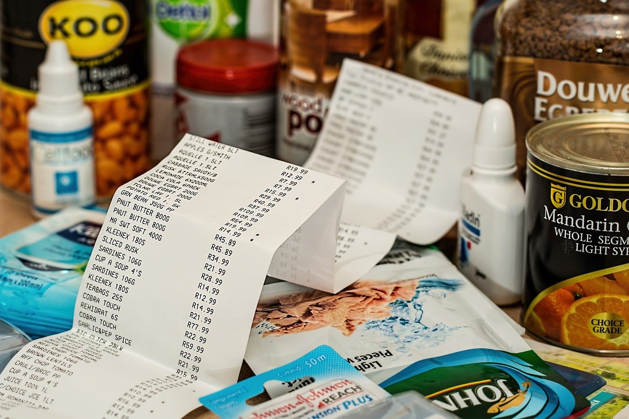 groceries and receipts